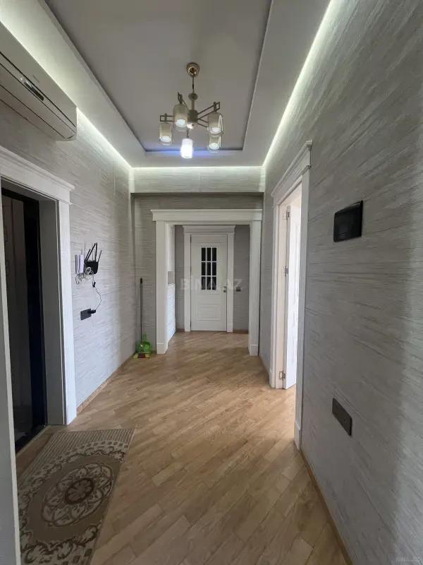 Kirayə verilir 2 otaqlı mənzil 80 m²