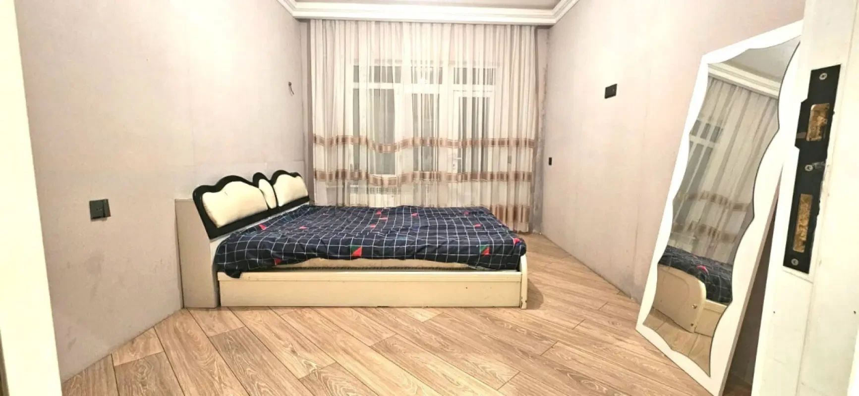 Kirayə verilir 2 otaqlı mənzil 60 m²