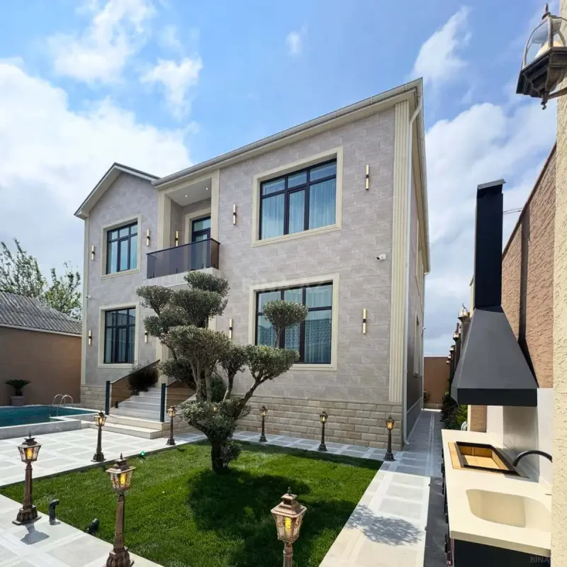 Satılır 6 otaqlı həyət evi 300 m²