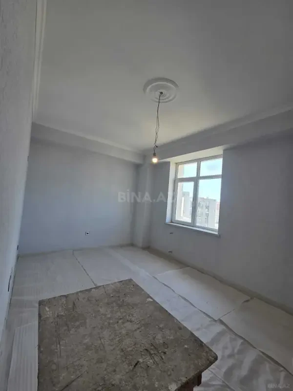 Satılır 2 otaqlı mənzil 67 m²