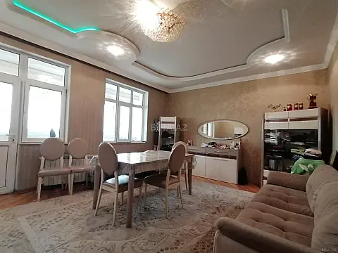 Satılır 3 otaqlı mənzil 141 m² — Bakı 3 otaq 141.00 m²