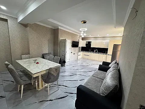 Kirayə verilir 4 otaqlı mənzil 140 m² — Bakı, Nərimanov 4 otaq 140.00 m²