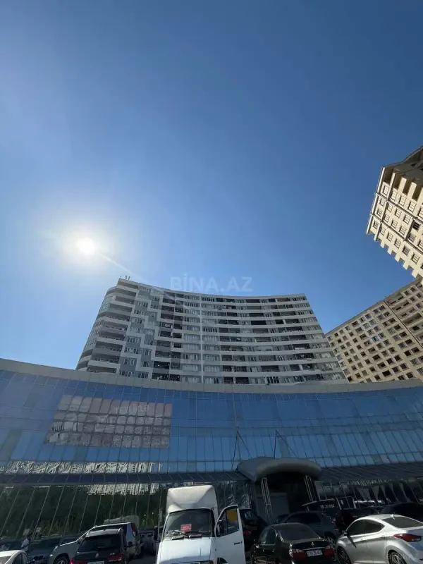 Satılır 3 otaqlı mənzil 144 m²
