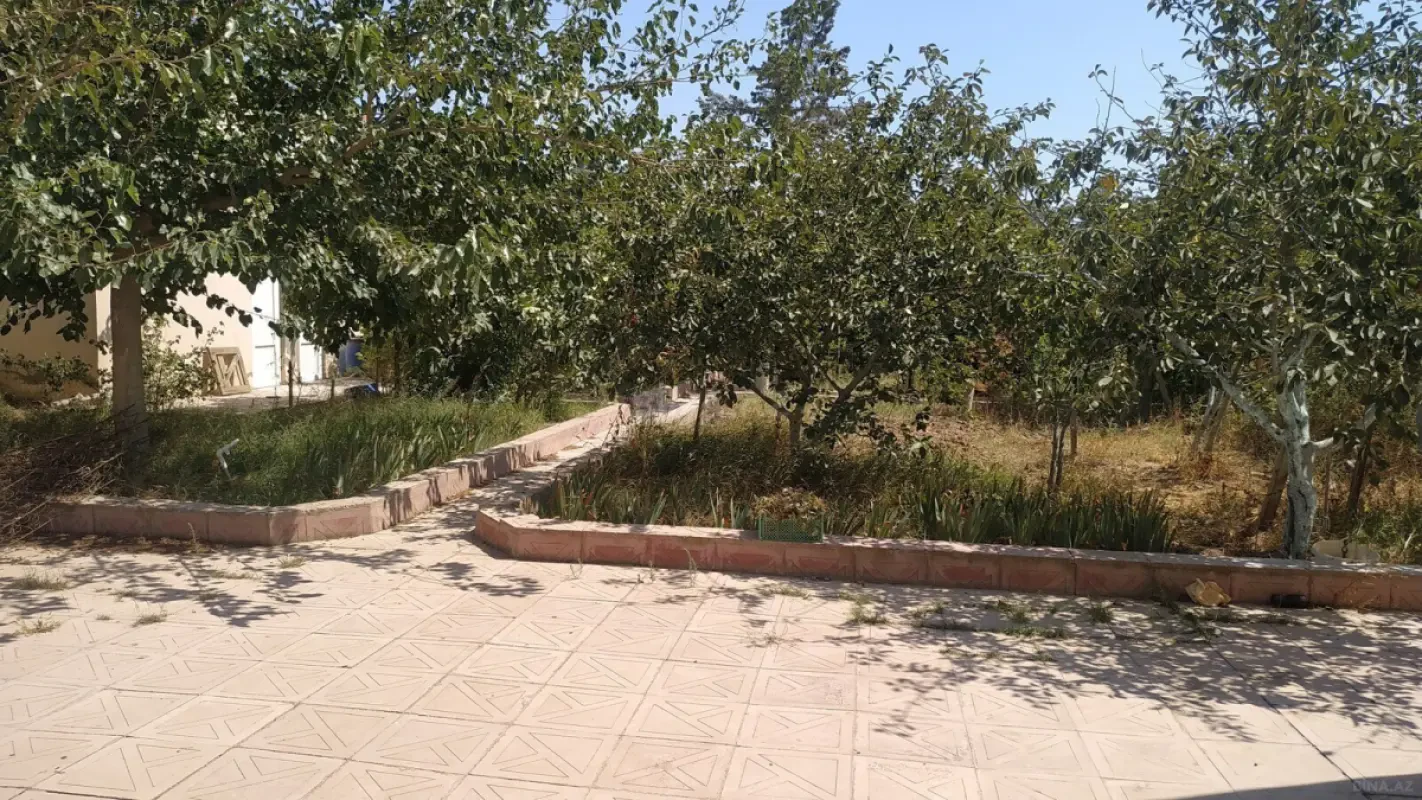 Satılır 4 otaqlı həyət evi 120 m²