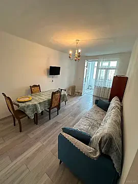 Kirayə verilir 3 otaqlı mənzil 70 m² — Bakı, Nərimanov 3 otaq 70.00 m²