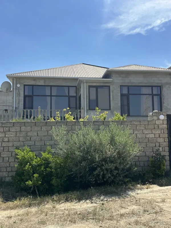 Satılır 4 otaqlı həyət evi 150 m²