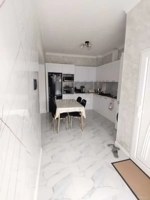 Satılır 3 otaqlı həyət evi 100 m²