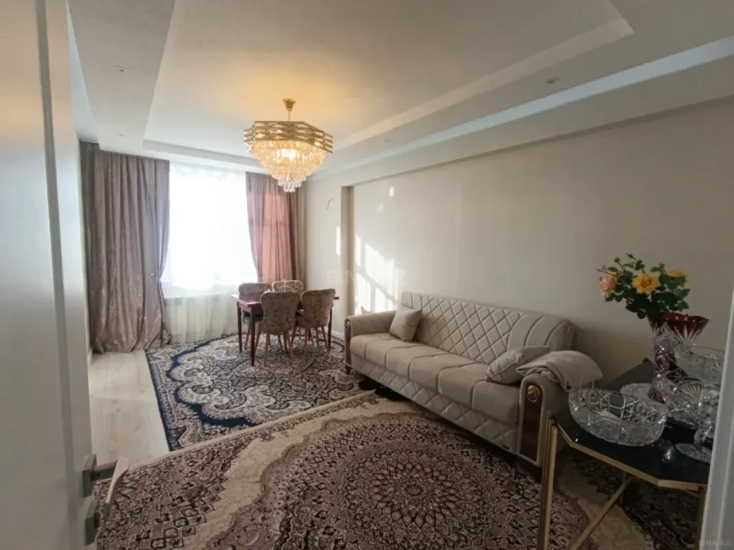 Satılır 2 otaqlı mənzil 55 m²