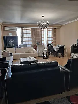 Satılır 4 otaqlı mənzil 156 m² — Bakı 4 otaq 156.00 m²