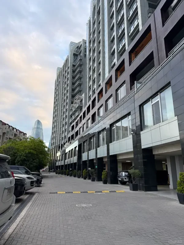 Kirayə verilir 2 otaqlı mənzil 100 m²