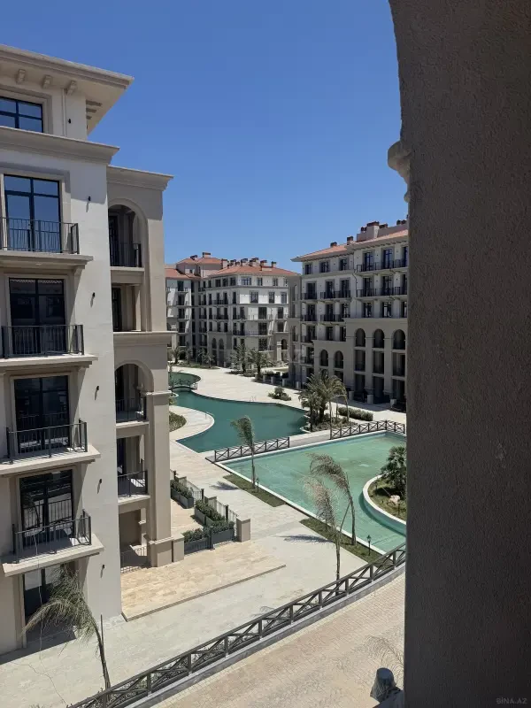 Satılır 2 otaqlı mənzil 84 m²