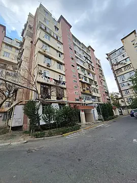 Satılır 1 otaqlı mənzil 42 m² — Bakı, 8-ci mikrorayon 1 otaq 42.00 m²