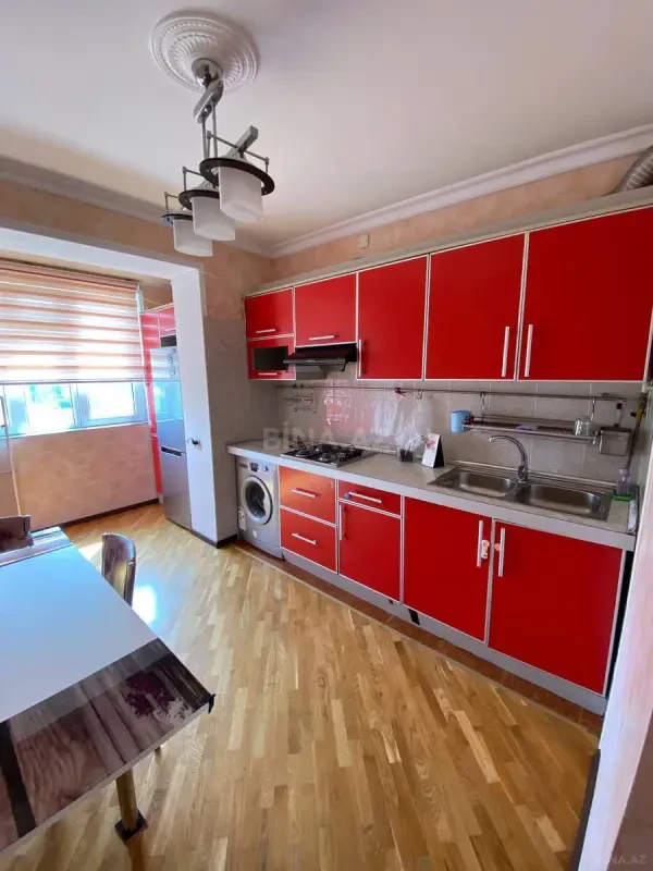Kirayə verilir 3 otaqlı mənzil 80 m²