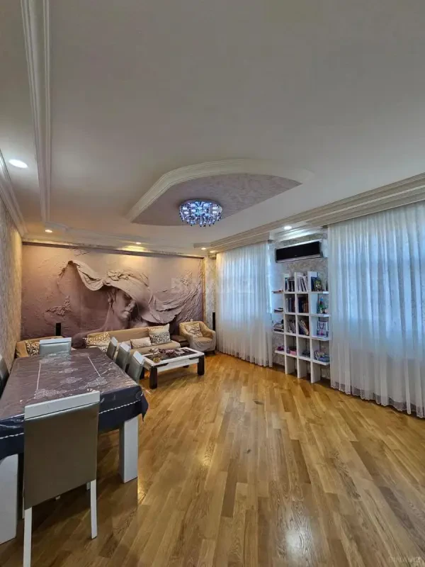 Kirayə verilir 3 otaqlı mənzil 100 m²