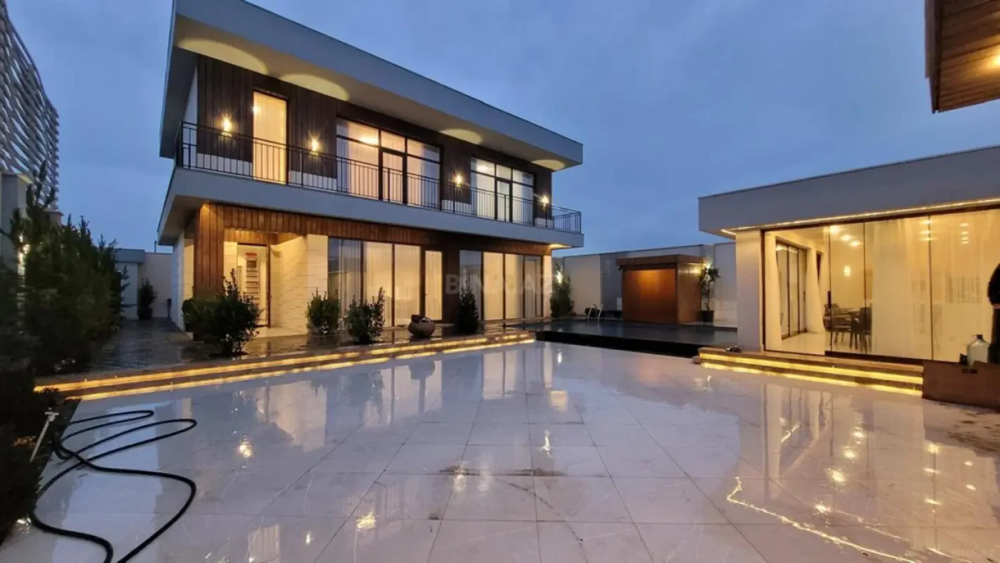 Kirayə verilir 4 otaqlı həyət evi 250 m²
