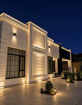 Satılır 4 otaqlı həyət evi 256 m² — Bakı 4 otaq 256.00 m²