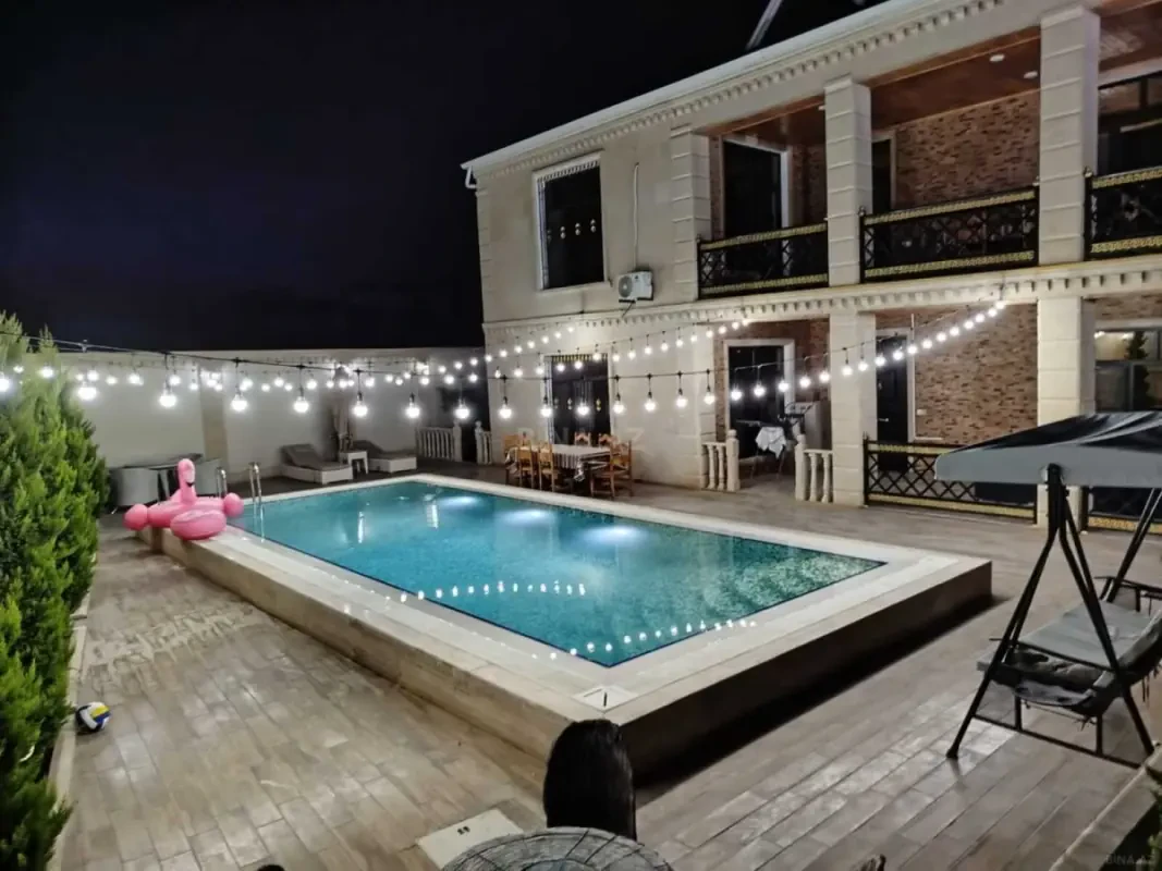 Kirayə verilir 5 otaqlı həyət evi 450 m²