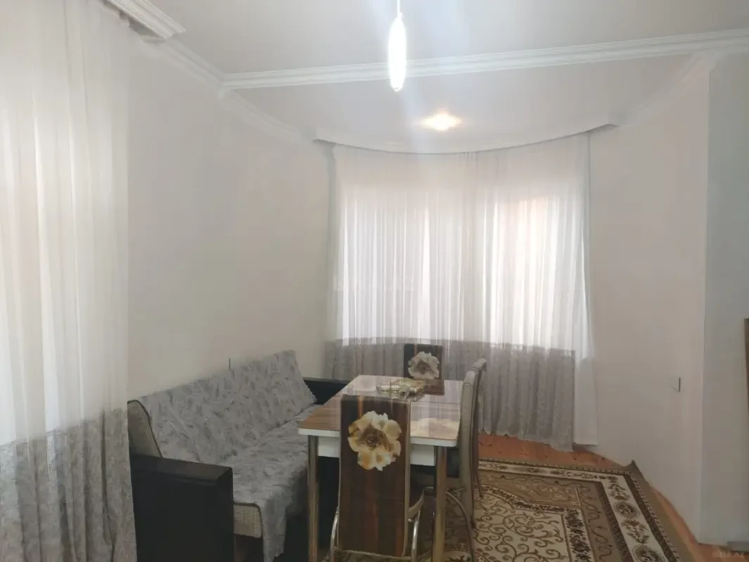 Kirayə verilir 4 otaqlı həyət evi 120 m²
