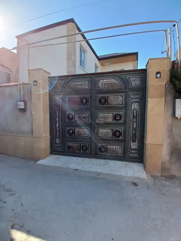 Satılır 4 otaqlı həyət evi 100.5 m²