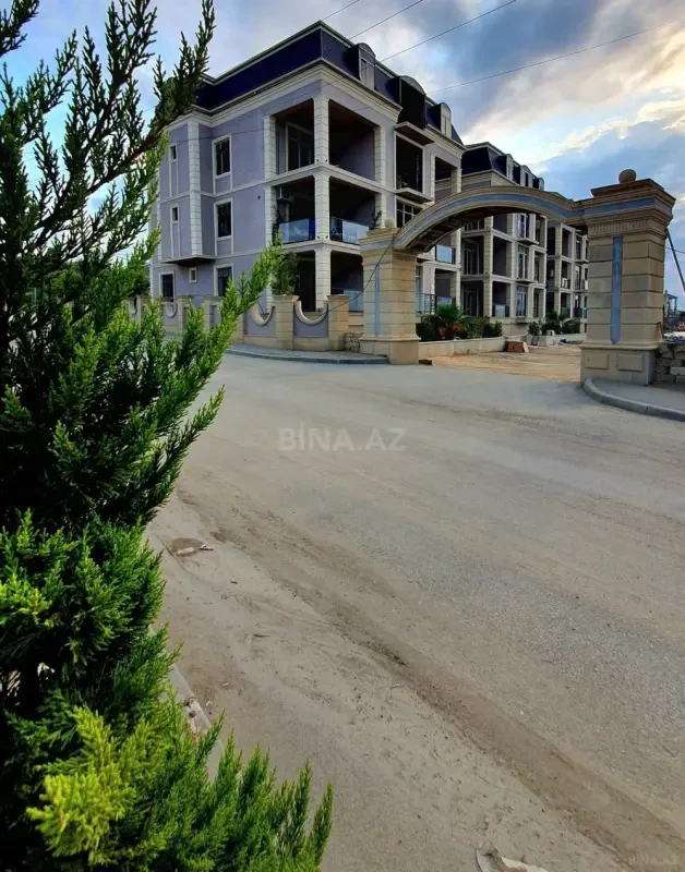 Satılır 2 otaqlı mənzil 85 m²