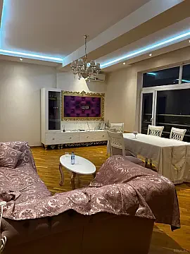 Kirayə verilir 3 otaqlı mənzil 130 m² — Bakı, Nərimanov 3 otaq 130.00 m²