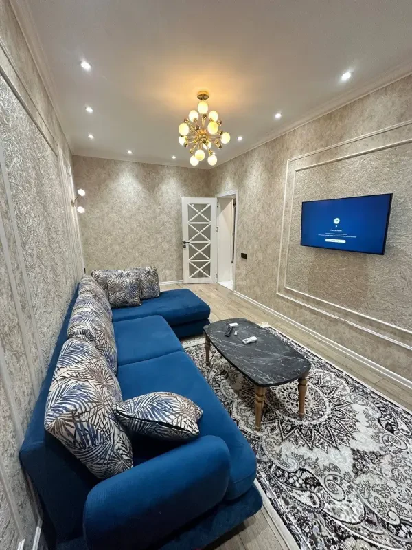 Kirayə verilir 2 otaqlı mənzil 60 m²