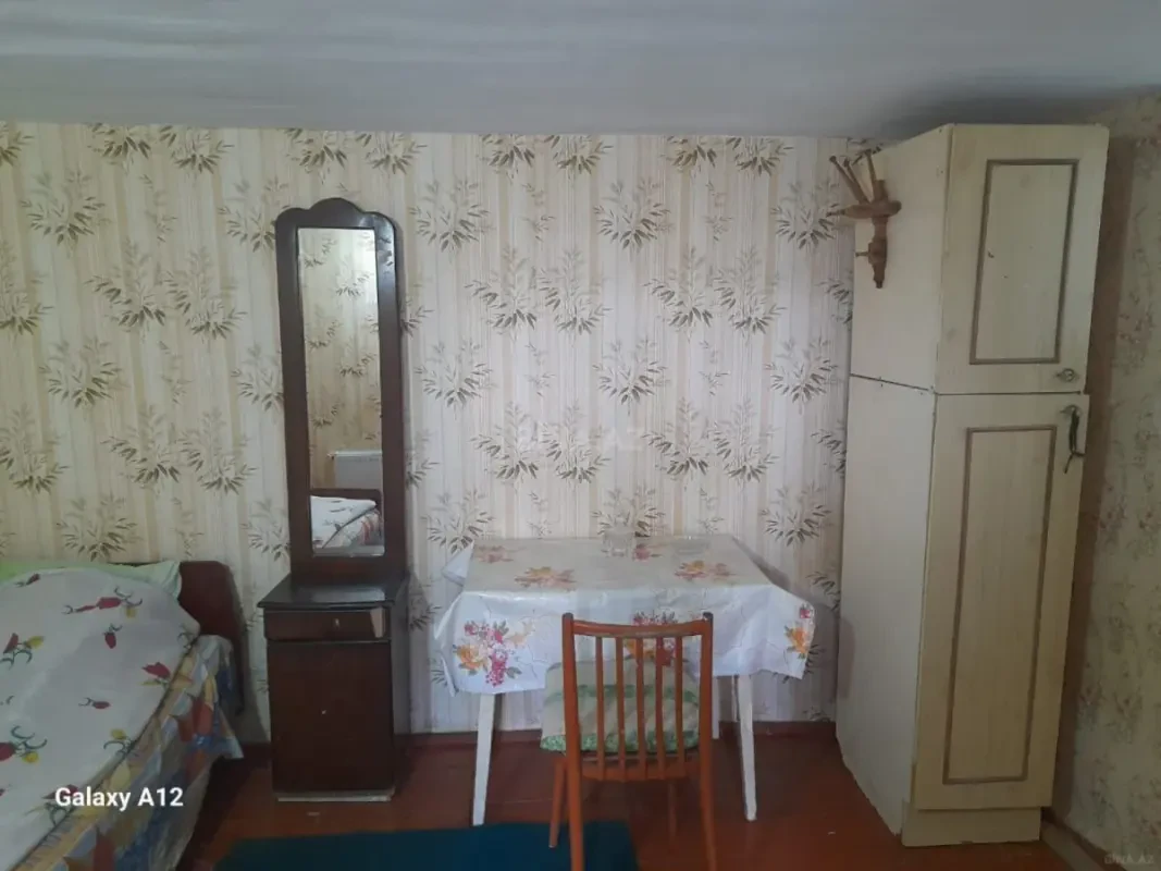 Kirayə verilir 1 otaqlı həyət evi 15 m²