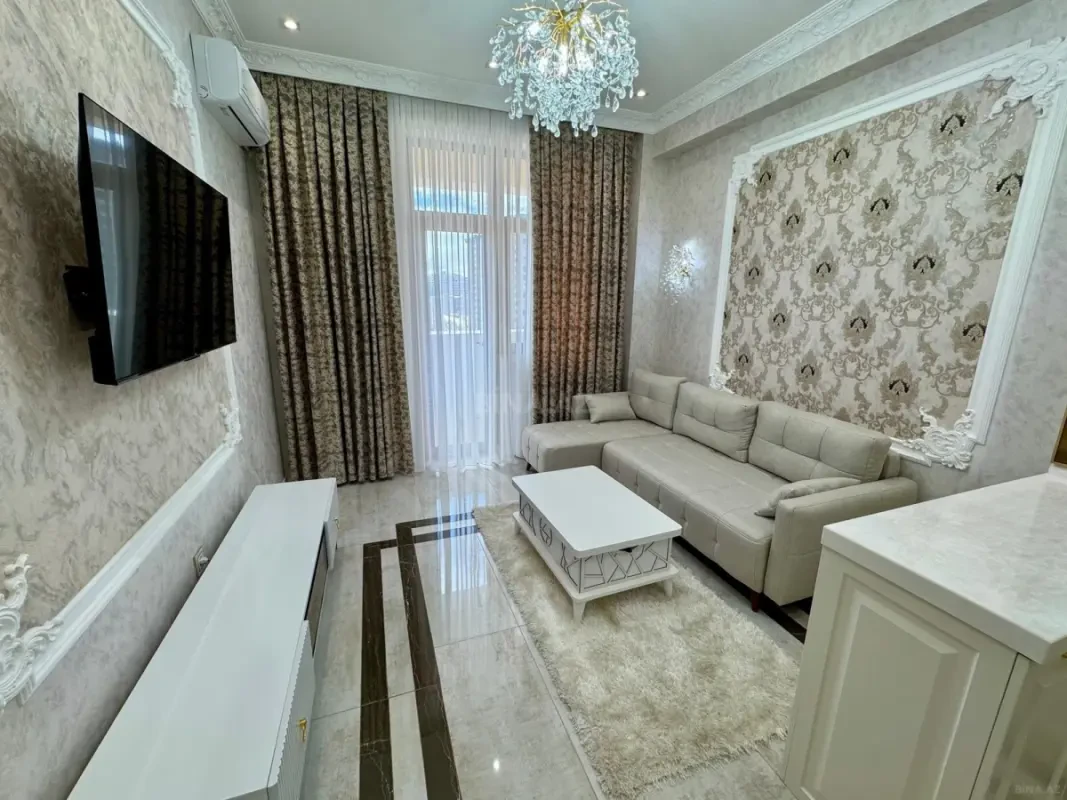 Kirayə verilir 2 otaqlı mənzil 60 m²
