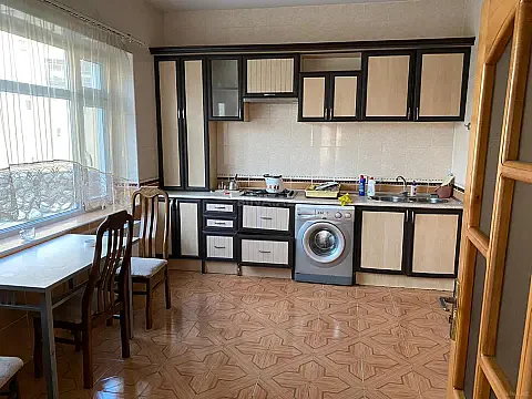 Satılır 6 otaqlı həyət evi 197 m² — Bakı, Mərdəkan 6 otaq 197.00 m²