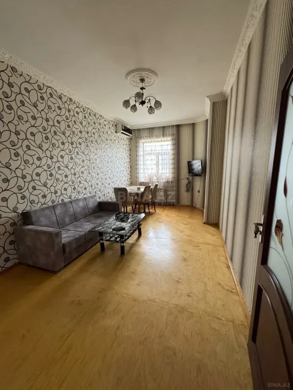 Kirayə verilir 2 otaqlı mənzil 55 m²