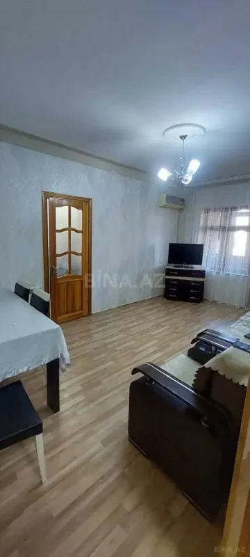 Kirayə verilir 2 otaqlı mənzil 50 m²