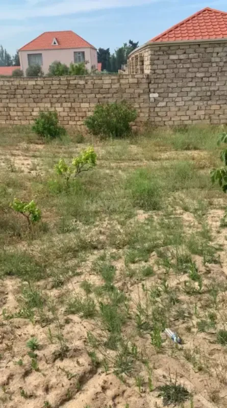 Satılır 5 otaqlı həyət evi 100 m²