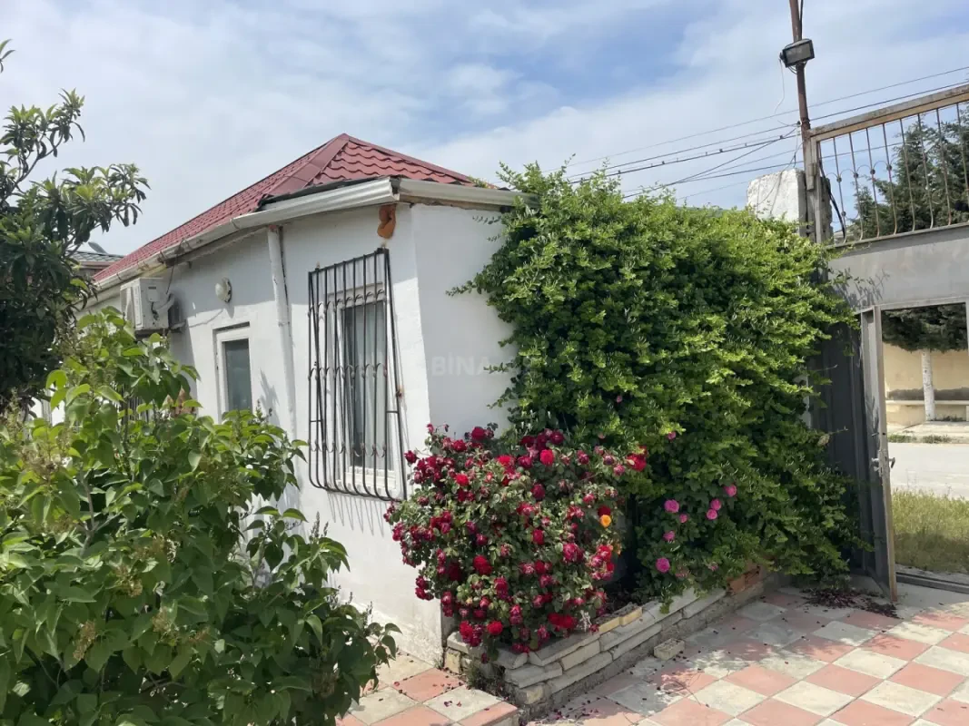 Satılır 1 otaqlı həyət evi 40 m²