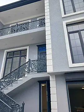 Satılır 5 otaqlı həyət evi 310 m² — Bakı, Badamdar 5 otaq 310.00 m²