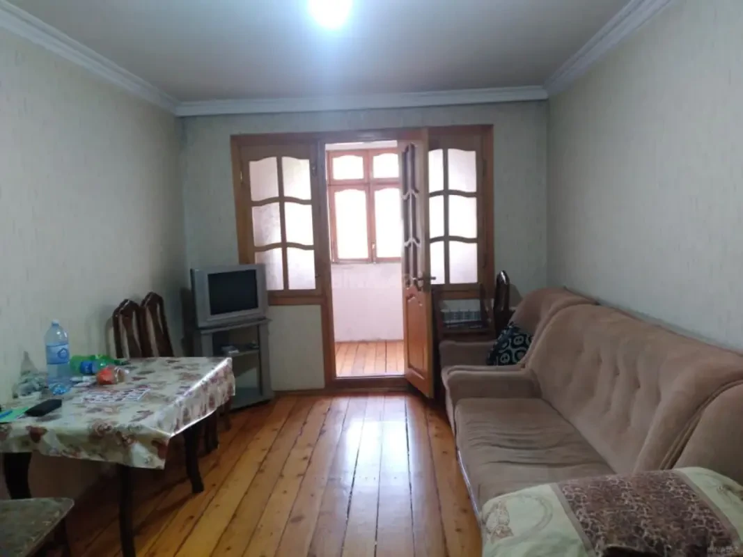 Kirayə verilir 2 otaqlı mənzil 40 m²