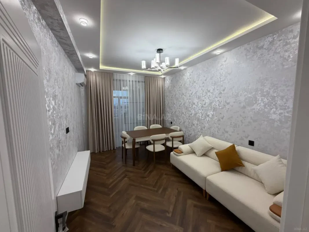 Satılır 2 otaqlı mənzil 60 m²