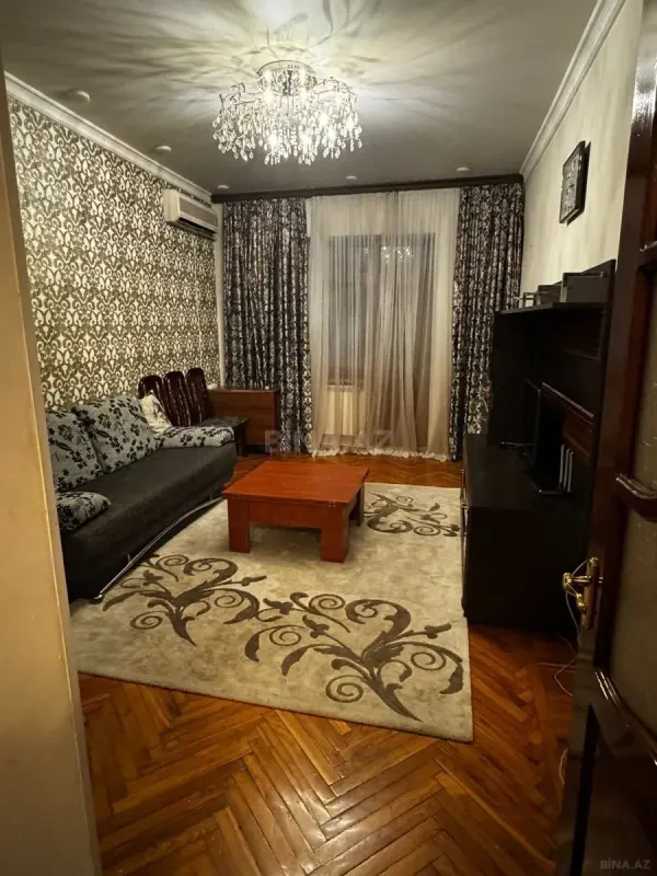 Kirayə verilir 2 otaqlı mənzil 60 m²