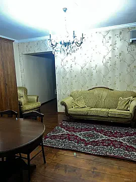 Kirayə verilir 2 otaqlı həyət evi 75 m² — Bakı 2 otaq 75.00 m²