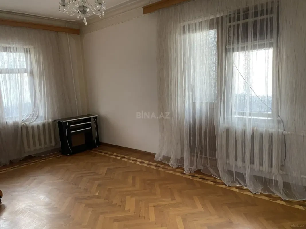 Kirayə verilir 3 otaqlı mənzil 100 m²