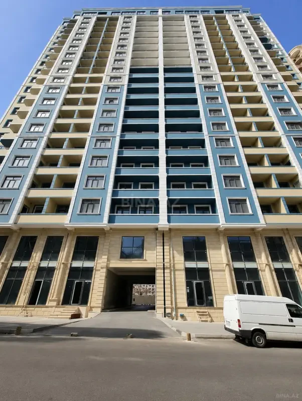Satılır 4 otaqlı mənzil 172.2 m²