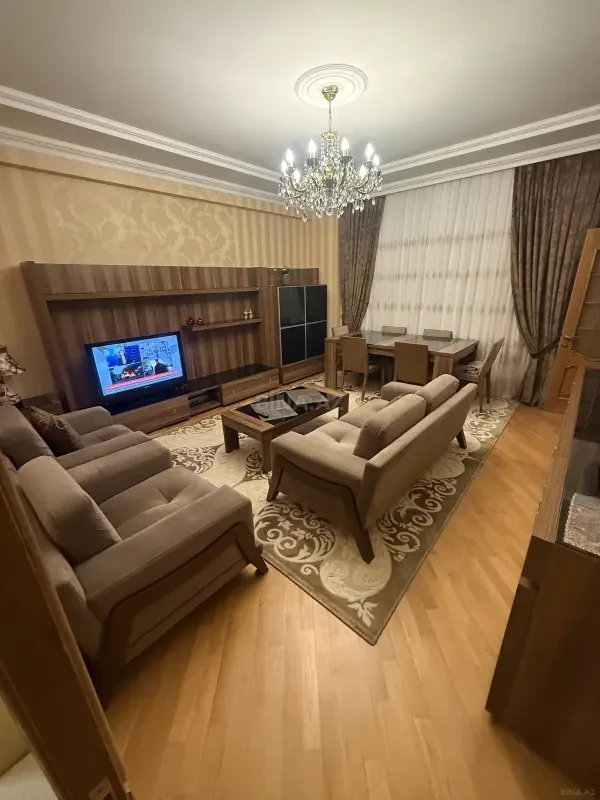 Satılır 2 otaqlı mənzil 62 m²