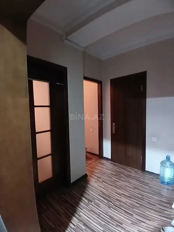 Kirayə verilir 3 otaqlı mənzil 150 m²