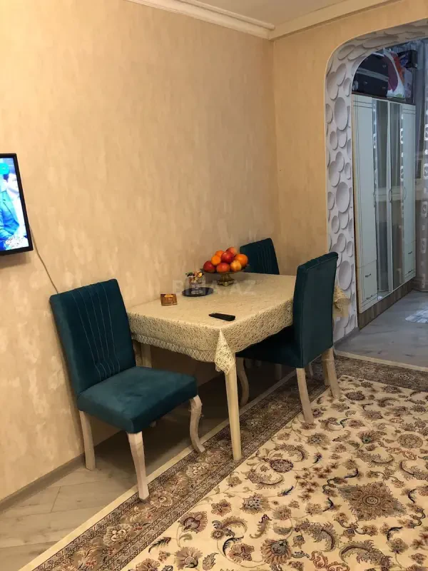 Kirayə verilir 1 otaqlı mənzil 45 m²