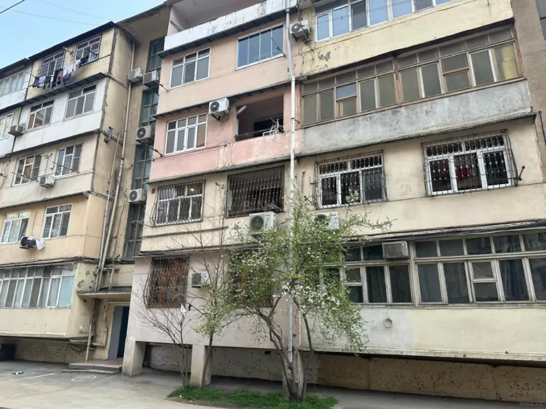 Satılır 3 otaqlı mənzil 80 m²