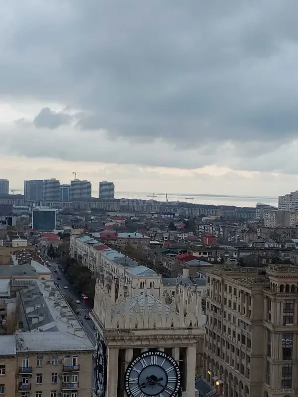 Satılır 2 otaqlı mənzil 85 m²