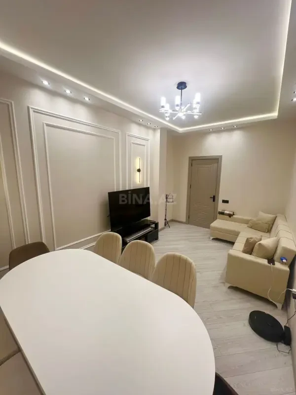 Satılır 2 otaqlı mənzil 71 m²
