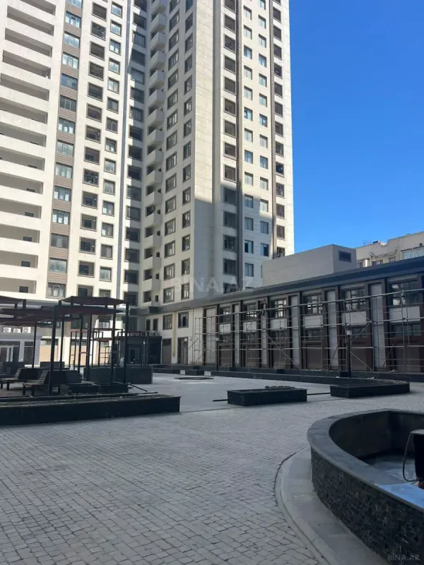 Satılır 3 otaqlı mənzil 158 m²