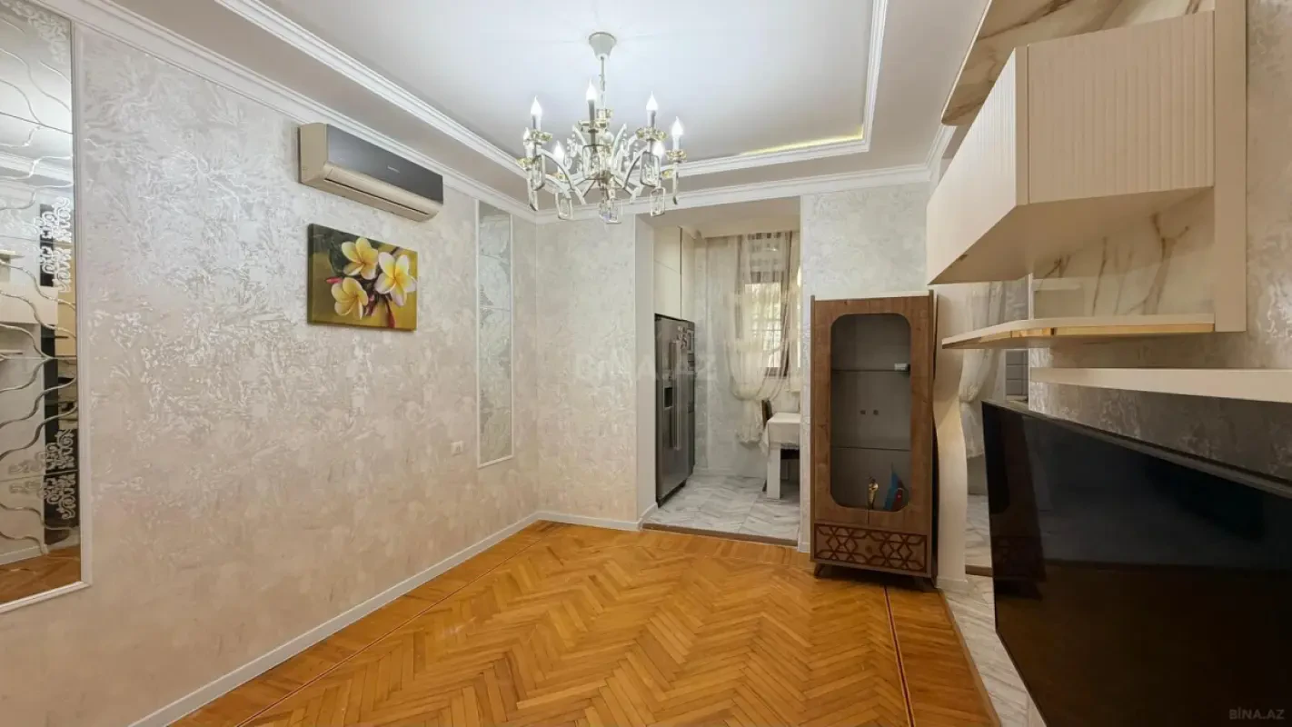 Satılır 3 otaqlı mənzil 80 m²