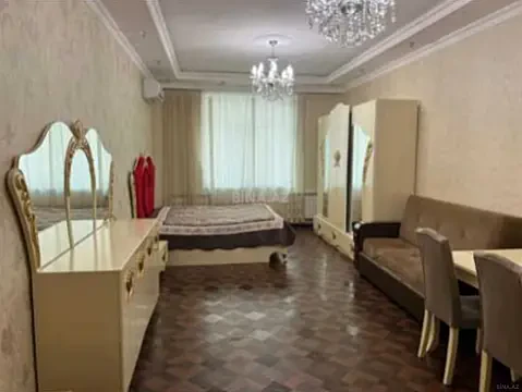 Kirayə verilir 3 otaqlı mənzil 120 m² — Bakı, Nərimanov 3 otaq 120.00 m²