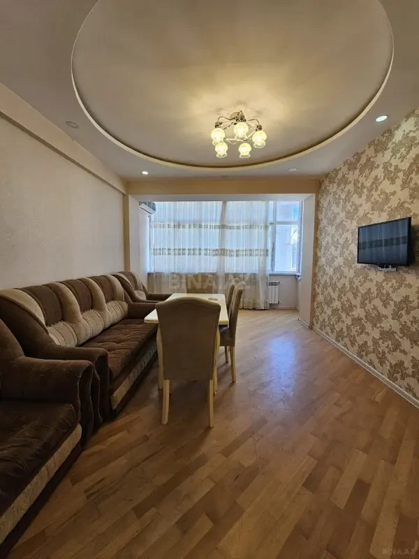 Satılır 2 otaqlı mənzil 60 m²